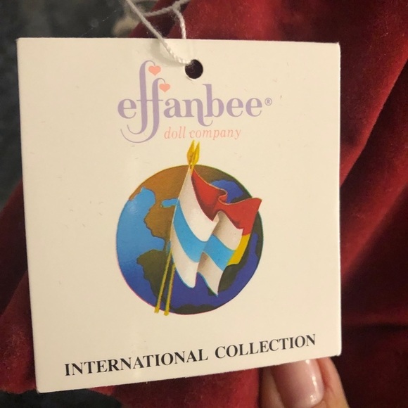 Effanbee Dolls From Countries - Picture 2 of 16